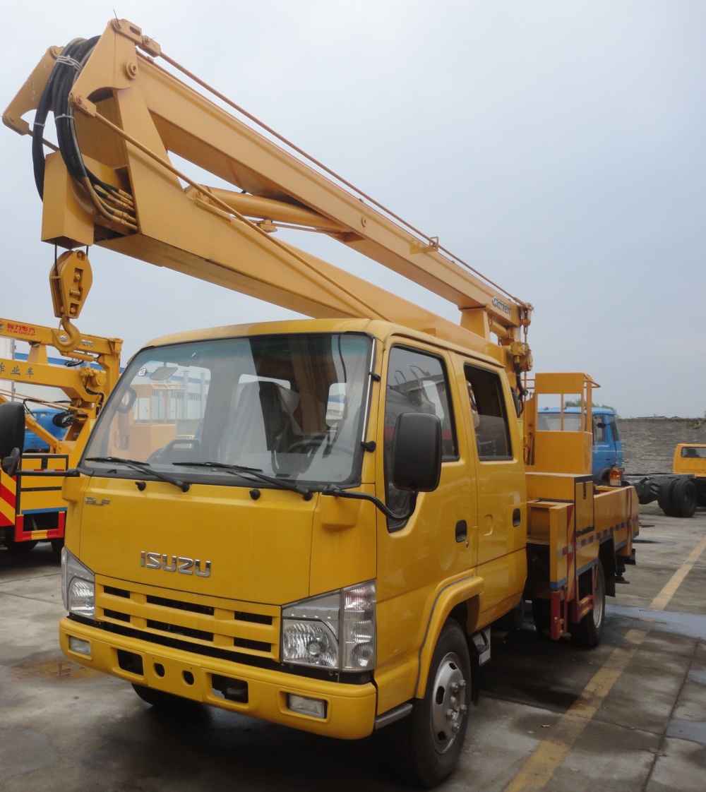 100p ISUZU bucket truck_副本